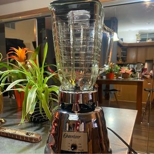 Vintage Classic Osterizer Chrome Beehive Blender